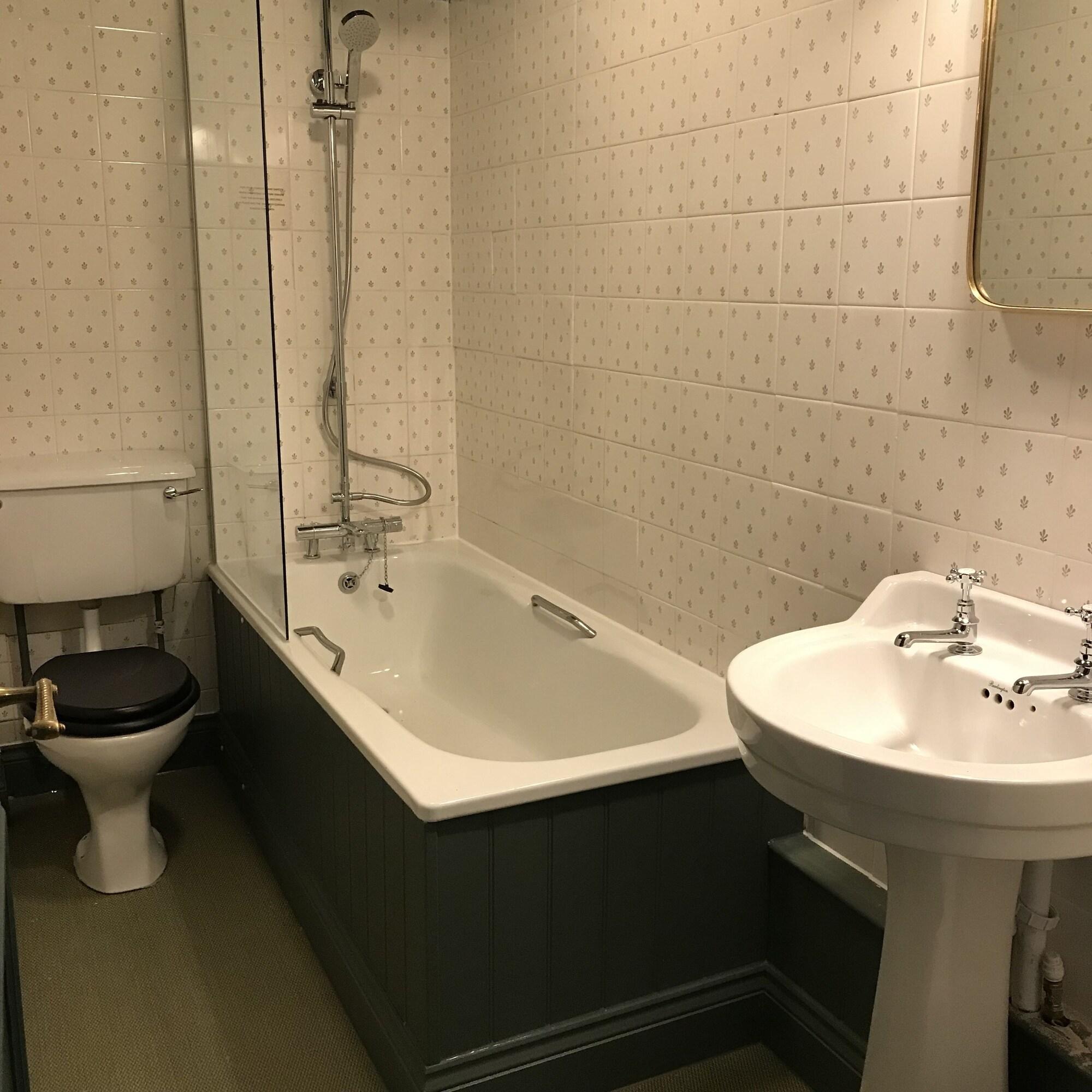 The Green Dragon Hotel هيريفورد المظهر الخارجي الصورة
